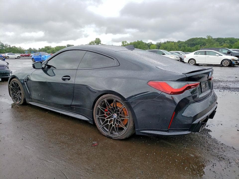 2022 BMW M4 COMPETITION 2