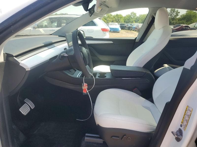 2024 TESLA MODEL Y 7