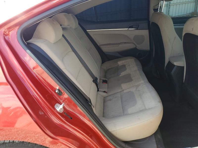 2018 HYUNDAI ELANTRA SE 10
