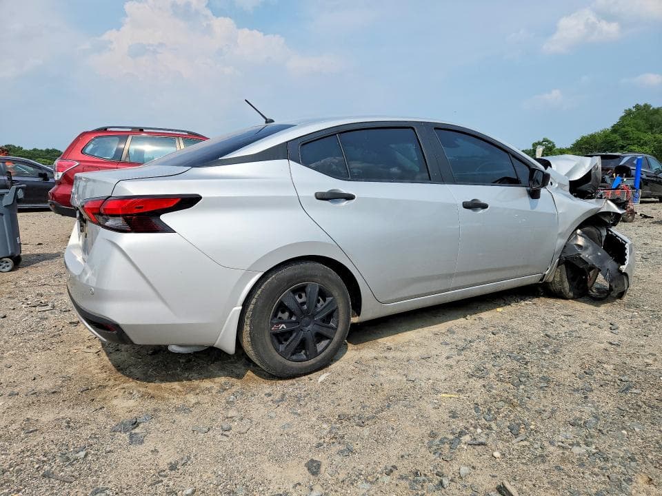 2021 NISSAN VERSA S 3
