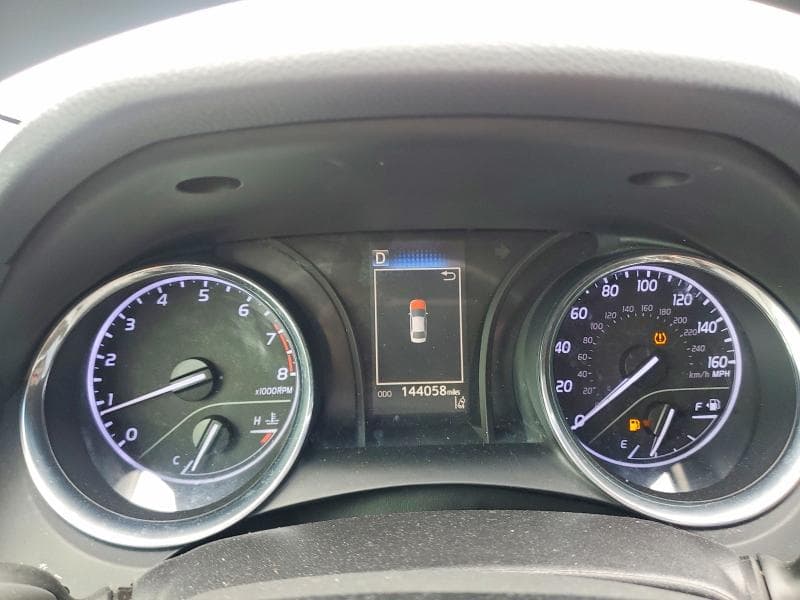 2019 TOYOTA CAMRY LE 9