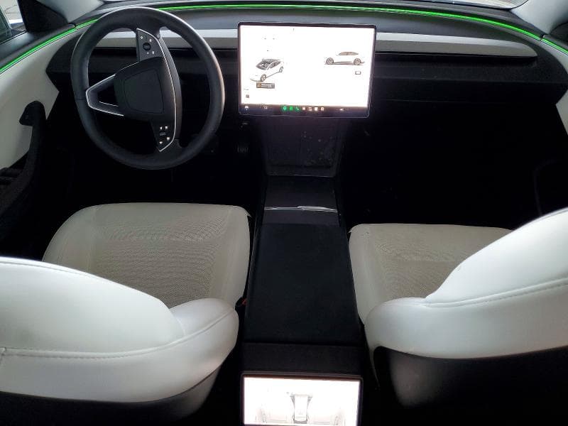 2024 TESLA MODEL 3 8