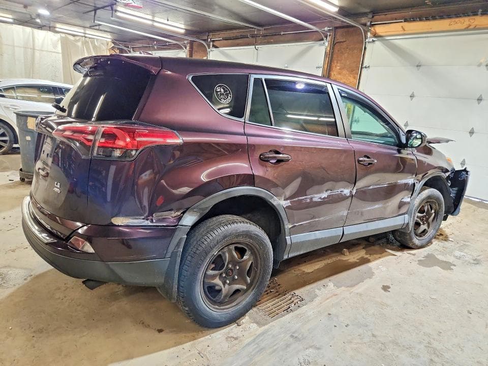2018 TOYOTA RAV4 LE 3