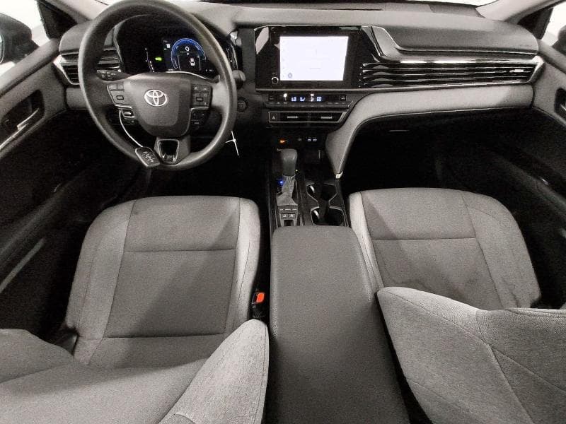 2025 TOYOTA CAMRY LE 8