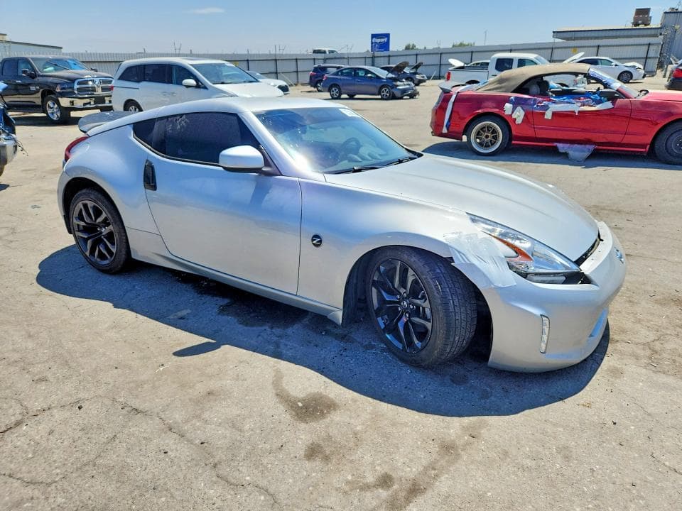 2017 NISSAN 370Z BASE 4