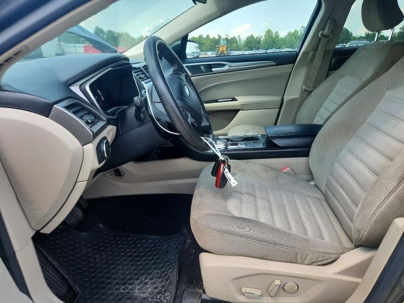 2017 FORD FUSION SE 7