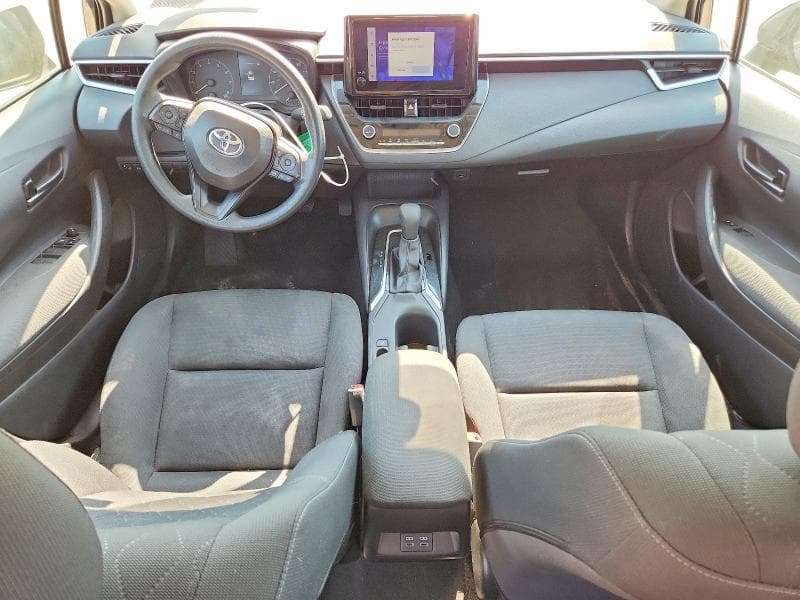 2025 TOYOTA COROLLA LE 8