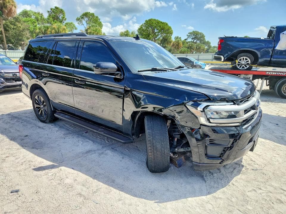 2024 FORD EXPEDITION XLT 4
