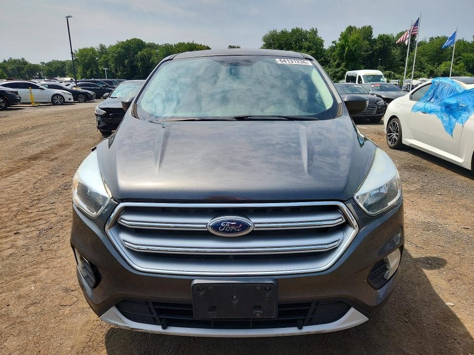 2017 FORD ESCAPE SE 5