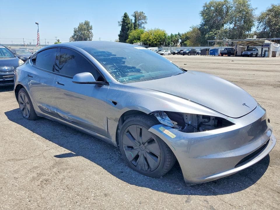 2026 TESLA MODEL 3 4