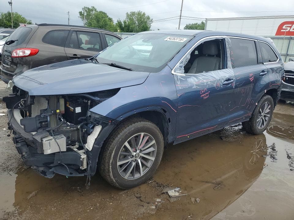 2019 TOYOTA HIGHLANDER XLE - 1