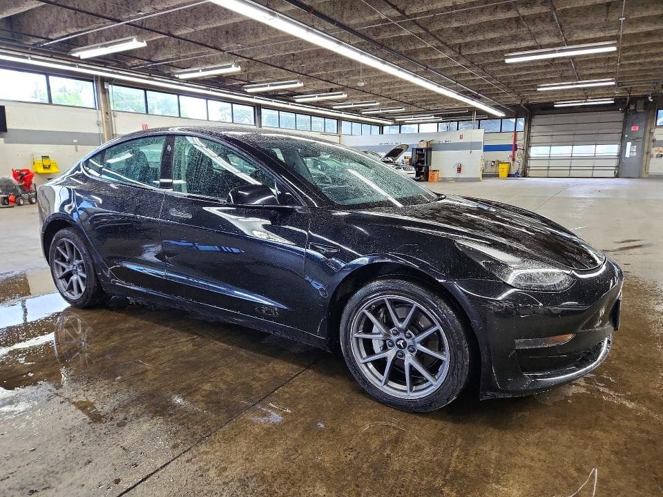 2022 TESLA MODEL 3 4