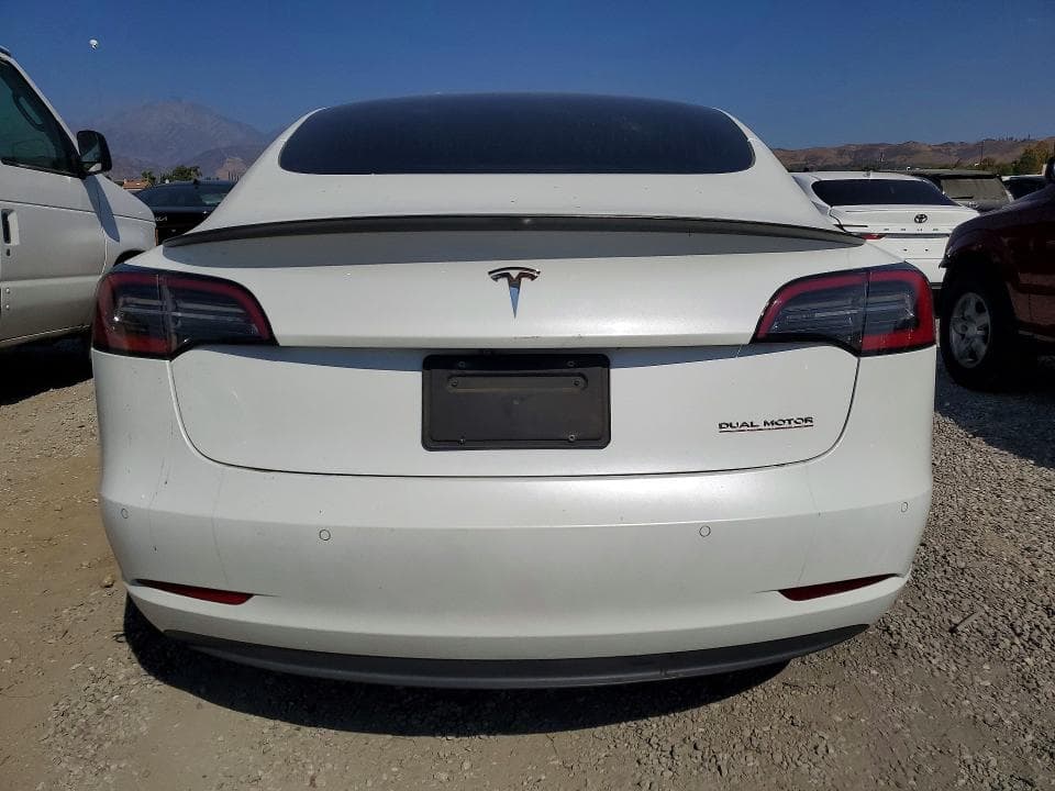 2020 TESLA MODEL 3 6