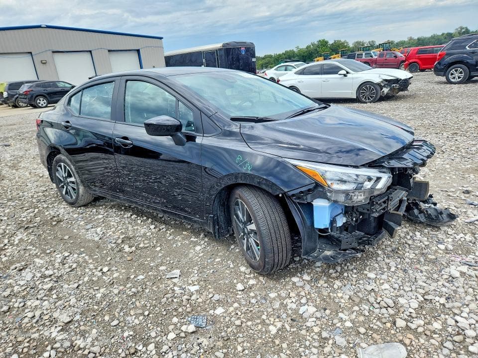 2025 NISSAN VERSA SV 4