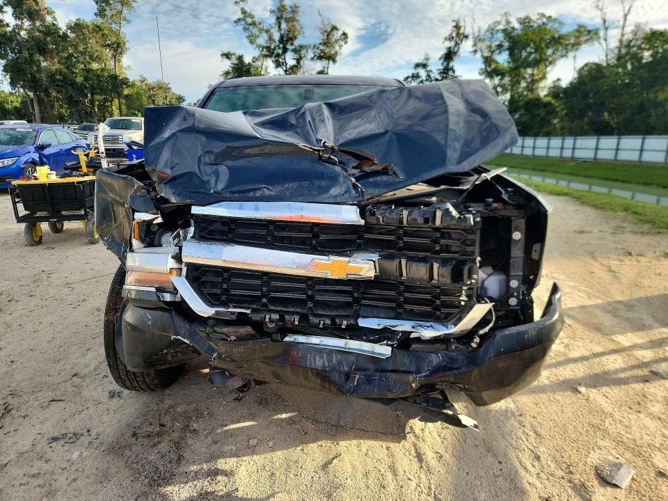2017 CHEVROLET SILVERADO K1500 5