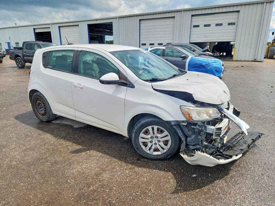2017 CHEVROLET SONIC 4
