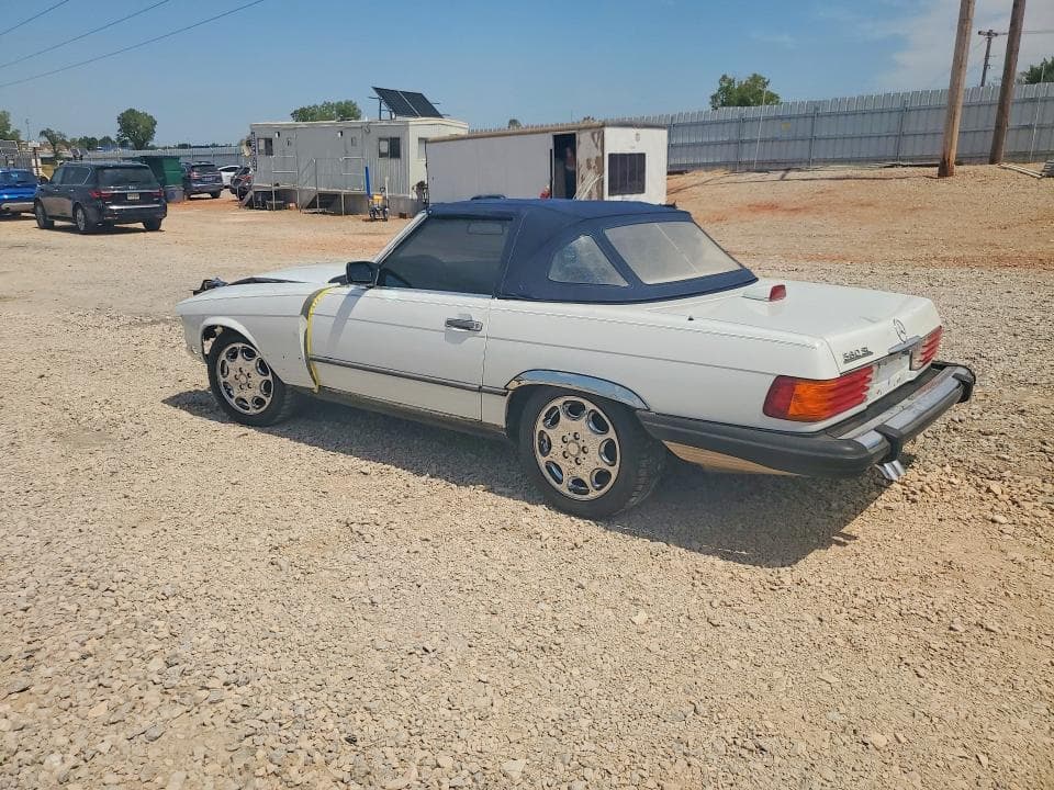 1986 MERCEDES-BENZ 560 SL 2