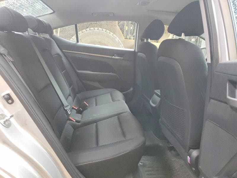 2017 HYUNDAI ELANTRA SE 10