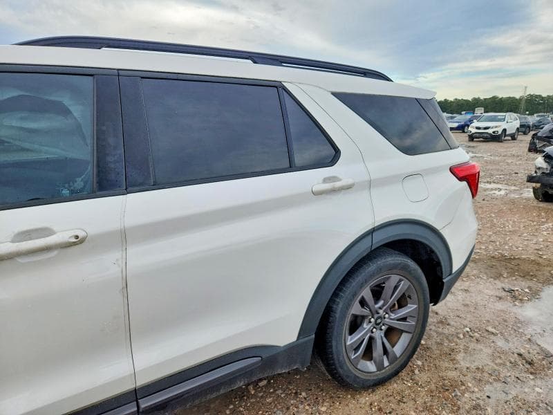 2022 FORD EXPLORER XLT 10