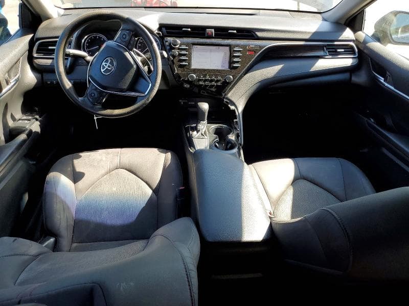 2019 TOYOTA CAMRY LE 8