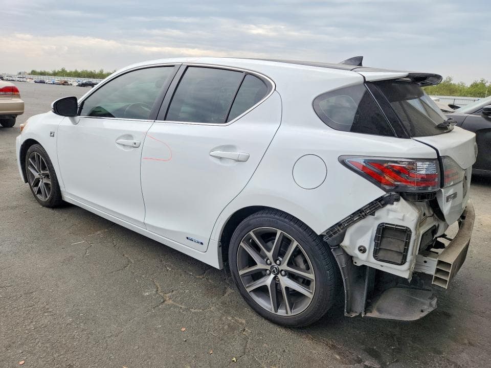 2017 LEXUS CT 200 2