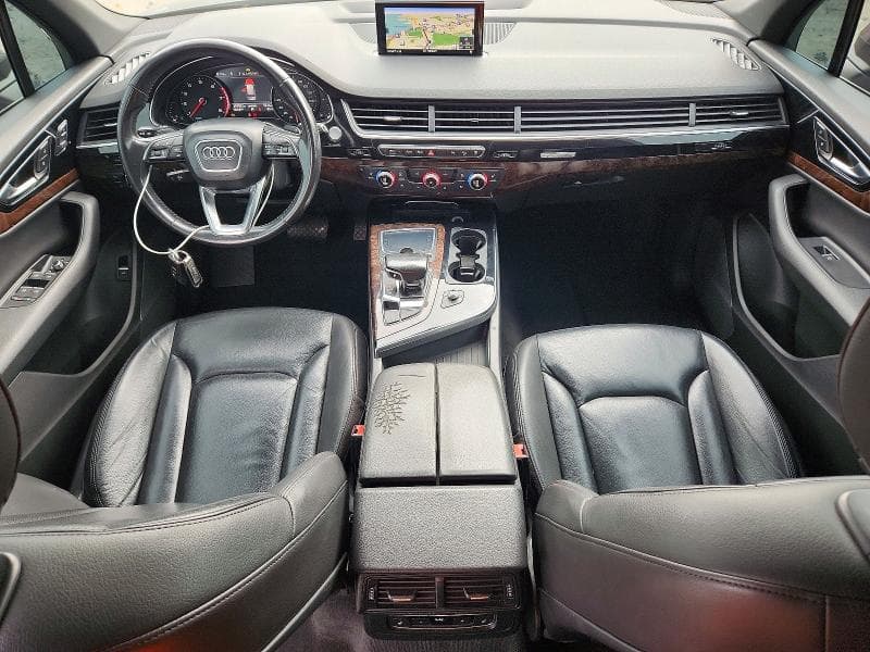 2017 AUDI Q7 PREMIUM 8
