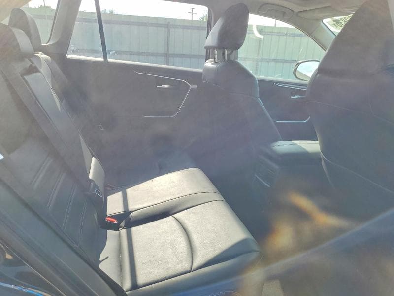 2019 TOYOTA RAV4 LIMITED 11