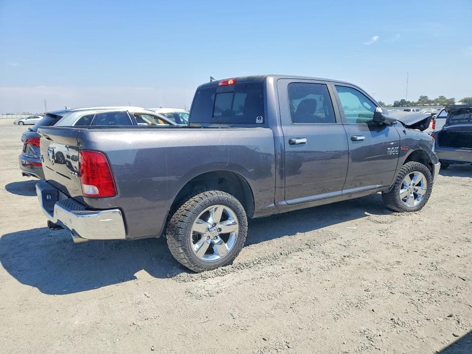 2018 RAM 1500 SLT 3