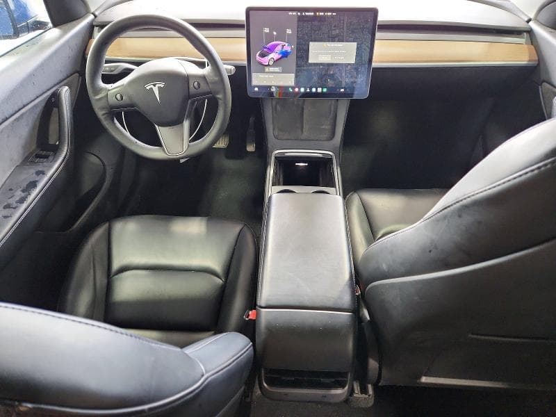 2021 TESLA MODEL Y 8