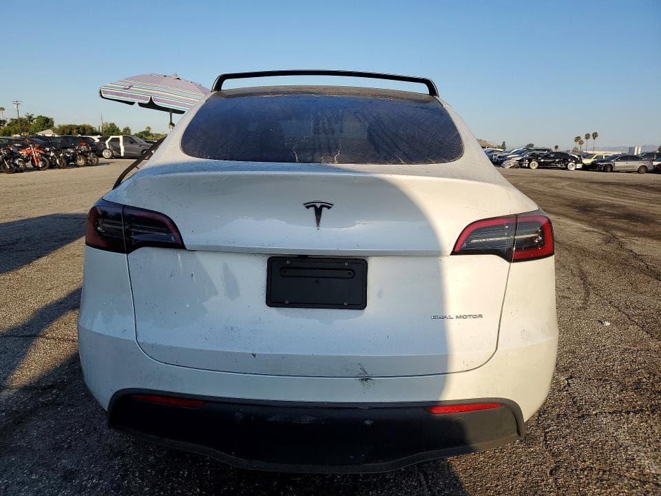 2023 TESLA MODEL Y 6