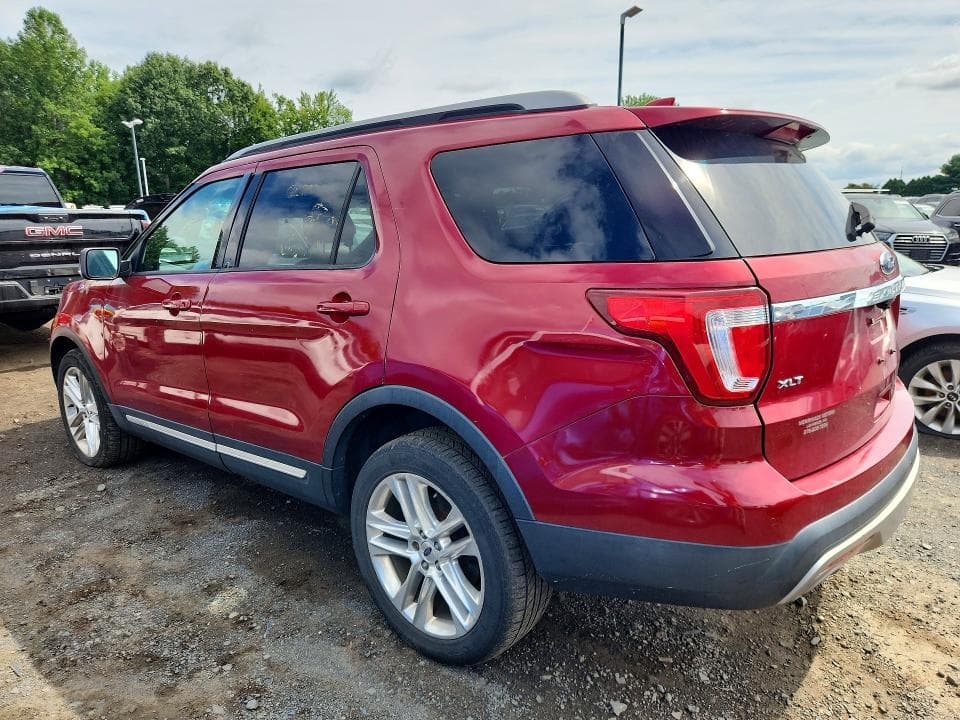 2017 FORD EXPLORER XLT 2