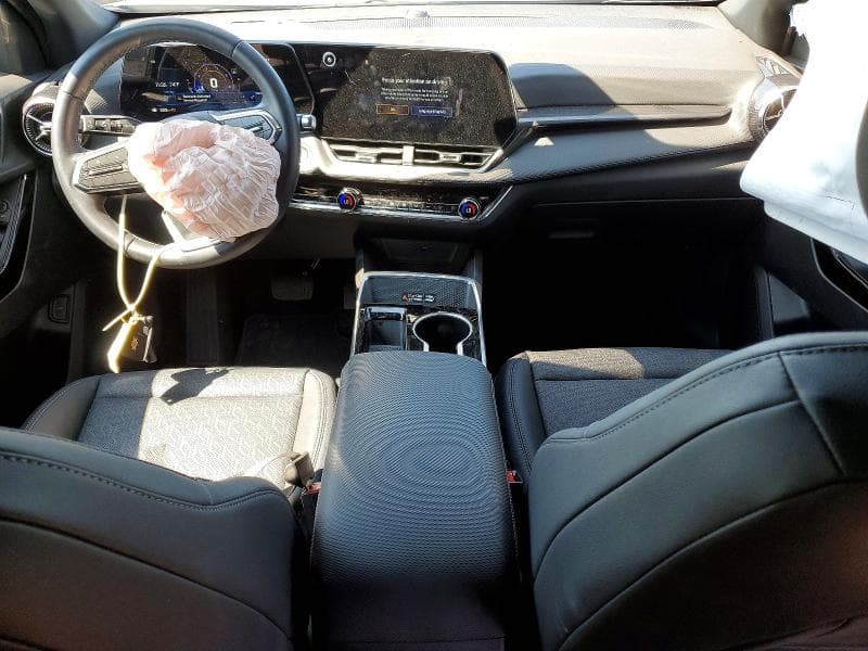 2025 CHEVROLET EQUINOX LT 8