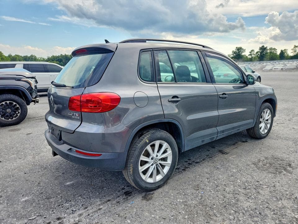 2018 VOLKSWAGEN TIGUAN LIMITED 3