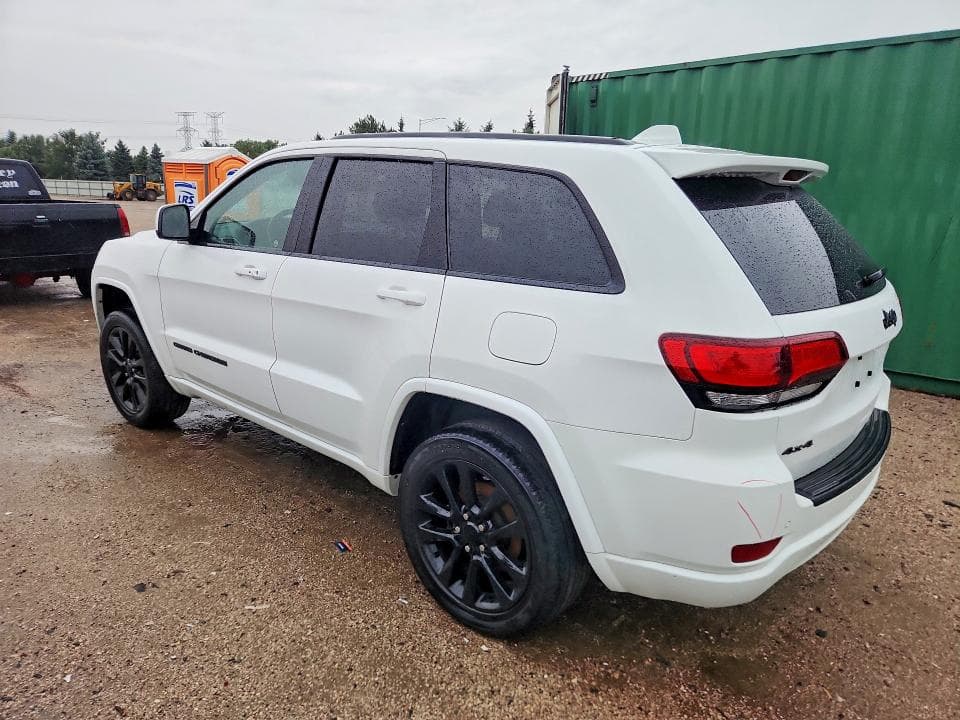 2021 JEEP GRAND CHEROKEE LAREDO 2