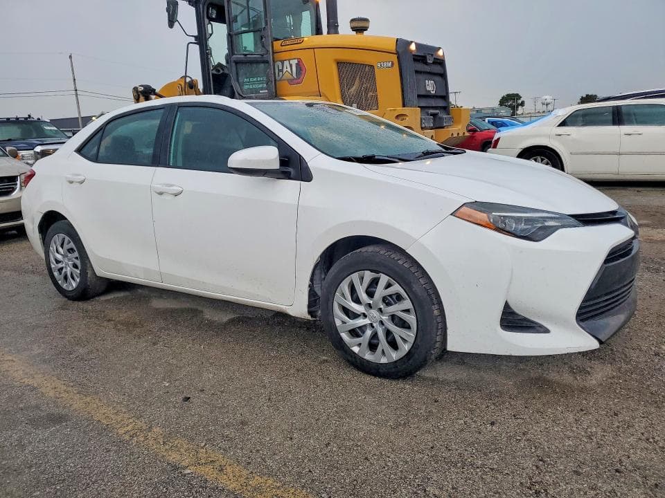 2019 TOYOTA COROLLA LE 4