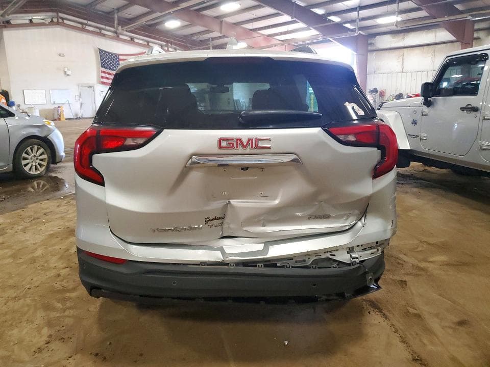 2019 GMC TERRAIN SLE 6
