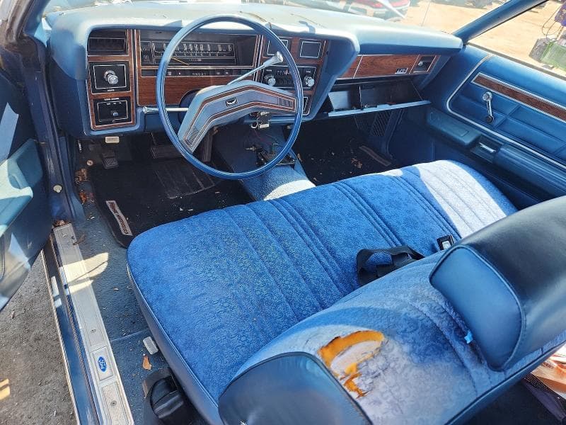 1977 FORD LTD 8