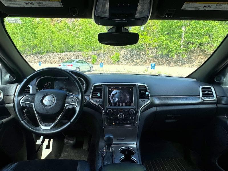 2018 JEEP GRAND CHEROKEE LAREDO 9