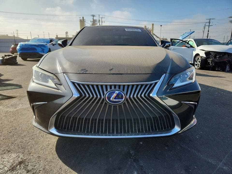2020 LEXUS ES 300H 5