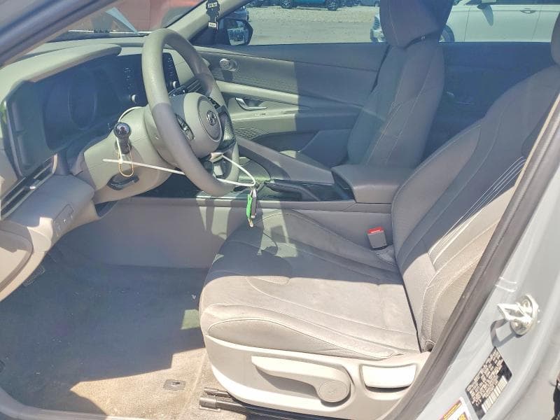 2023 HYUNDAI ELANTRA SEL 7