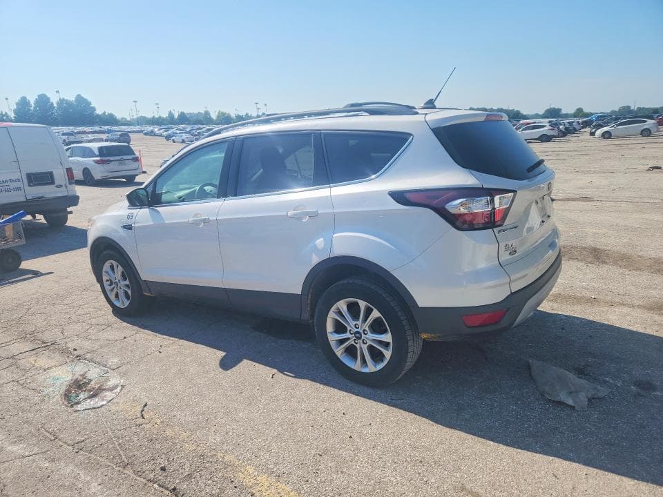 2018 FORD ESCAPE SE 2