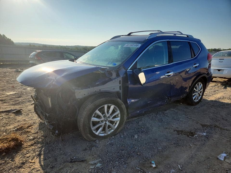 2017 NISSAN ROGUE SV - 1