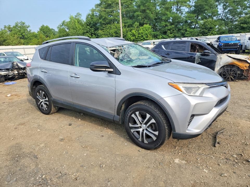 2017 TOYOTA RAV4 LE 4