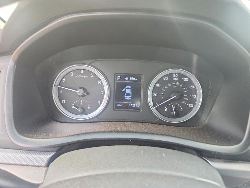 2019 HYUNDAI SONATA SE 9