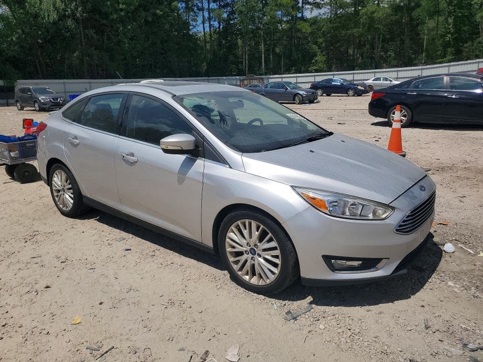 2018 FORD FOCUS TITANIUM 4
