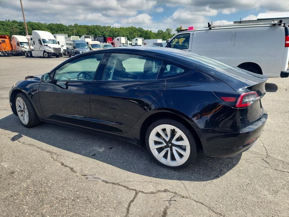 2022 TESLA MODEL 3 2