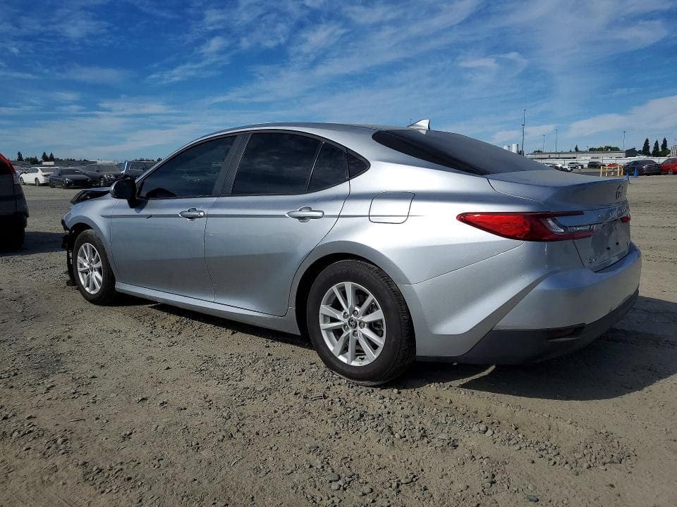 2026 TOYOTA CAMRY LE 2
