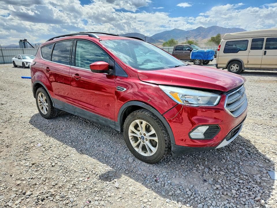 2018 FORD ESCAPE SE 4