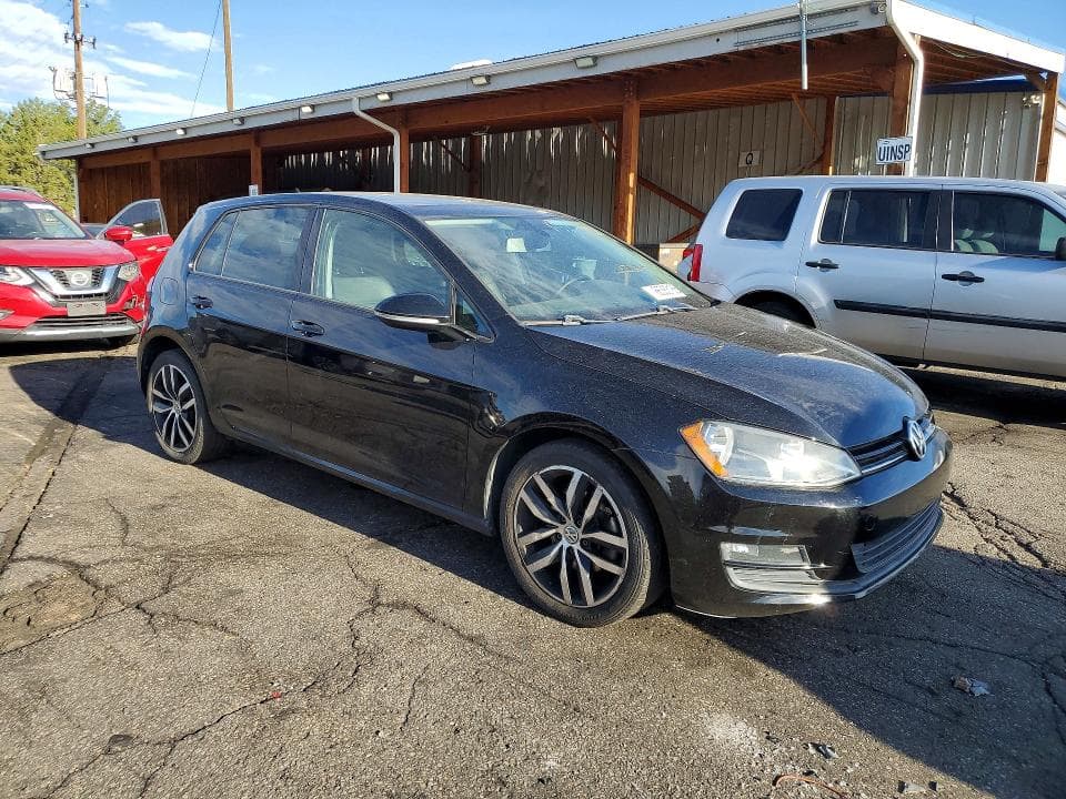 2017 VOLKSWAGEN GOLF S 4