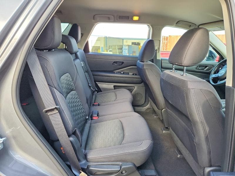 2023 NISSAN PATHFINDER S 11